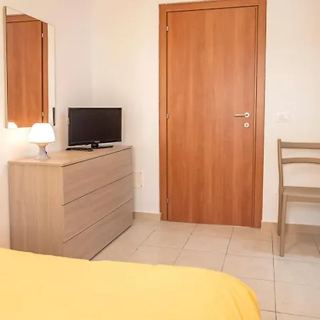 Se036 - Senigallia, Nuovo Bilocale Con Ampio Giardino *